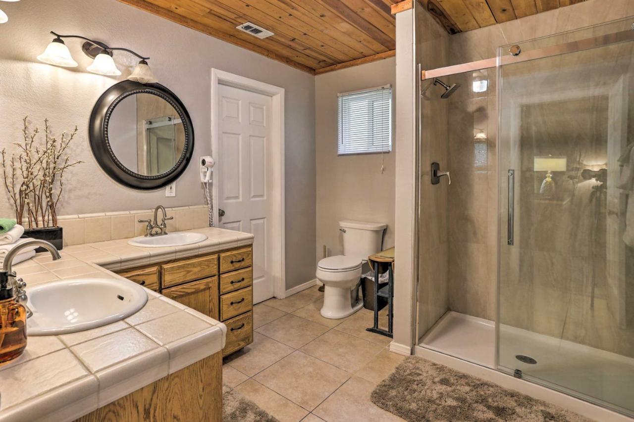 Remodeled Crestline Retreat Walk To Lake Gregory! Eksteriør bilde