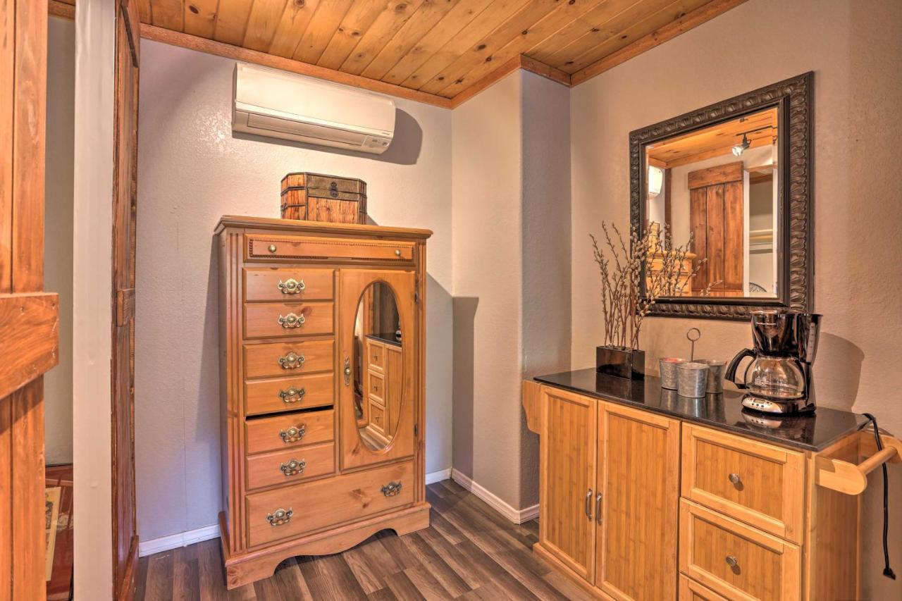 Remodeled Crestline Retreat Walk To Lake Gregory! Eksteriør bilde