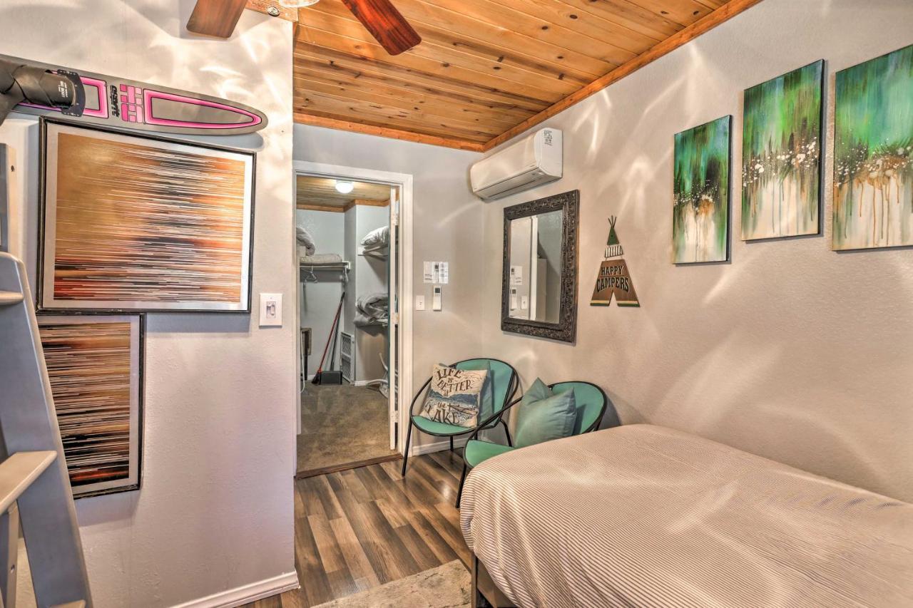 Remodeled Crestline Retreat Walk To Lake Gregory! Eksteriør bilde