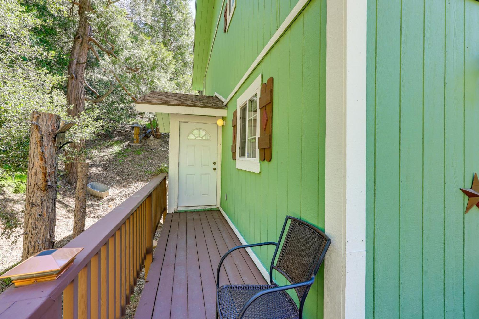 Remodeled Crestline Retreat Walk To Lake Gregory! Eksteriør bilde