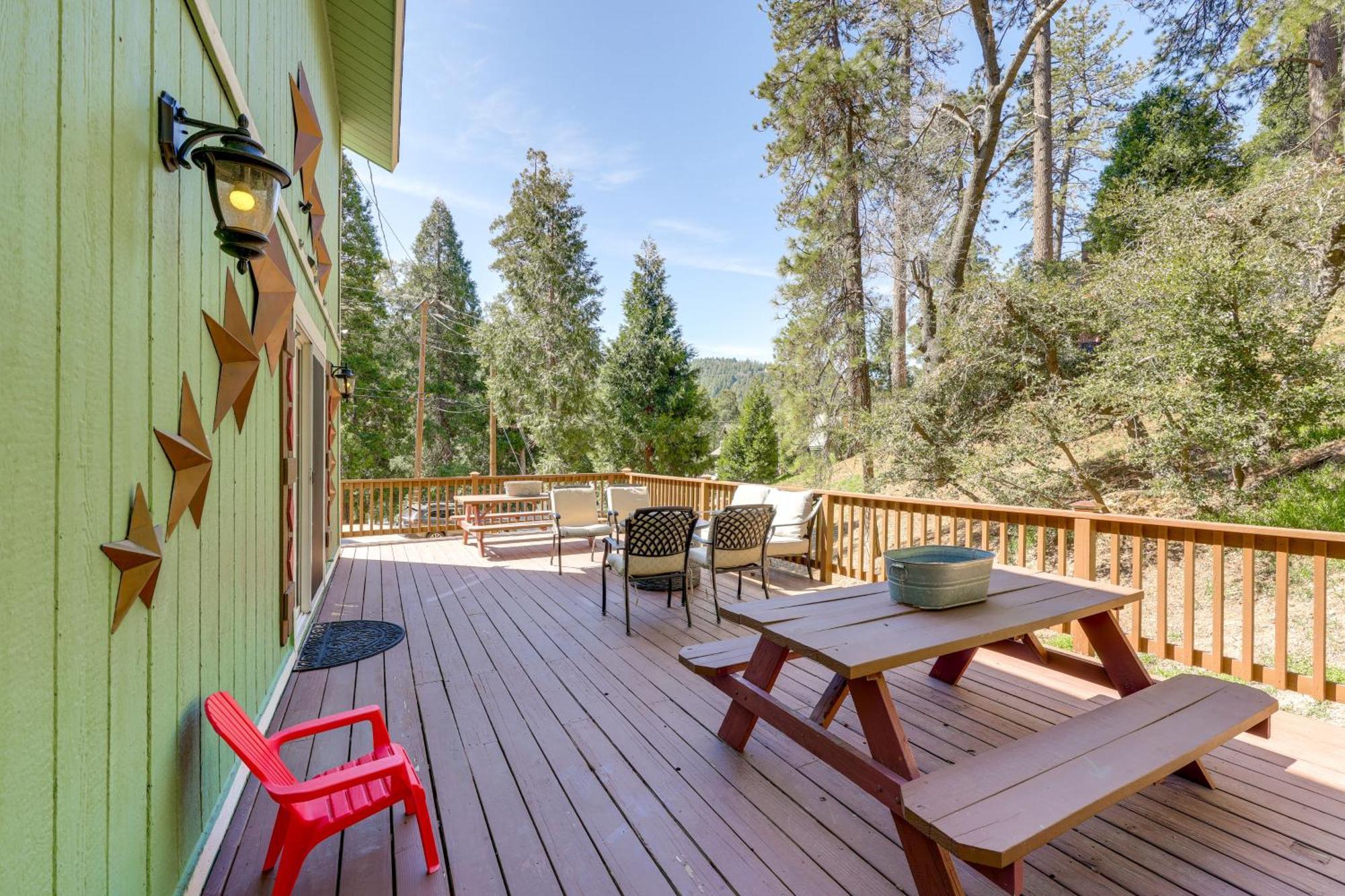 Remodeled Crestline Retreat Walk To Lake Gregory! Eksteriør bilde