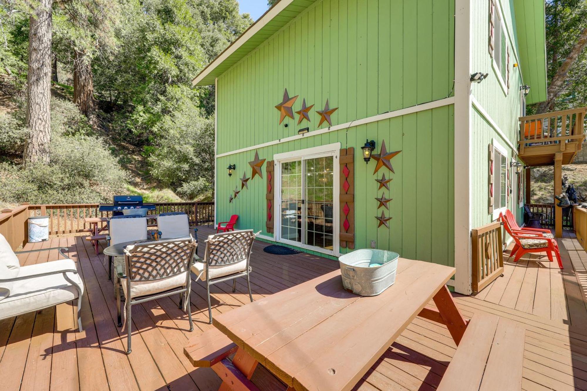Remodeled Crestline Retreat Walk To Lake Gregory! Eksteriør bilde