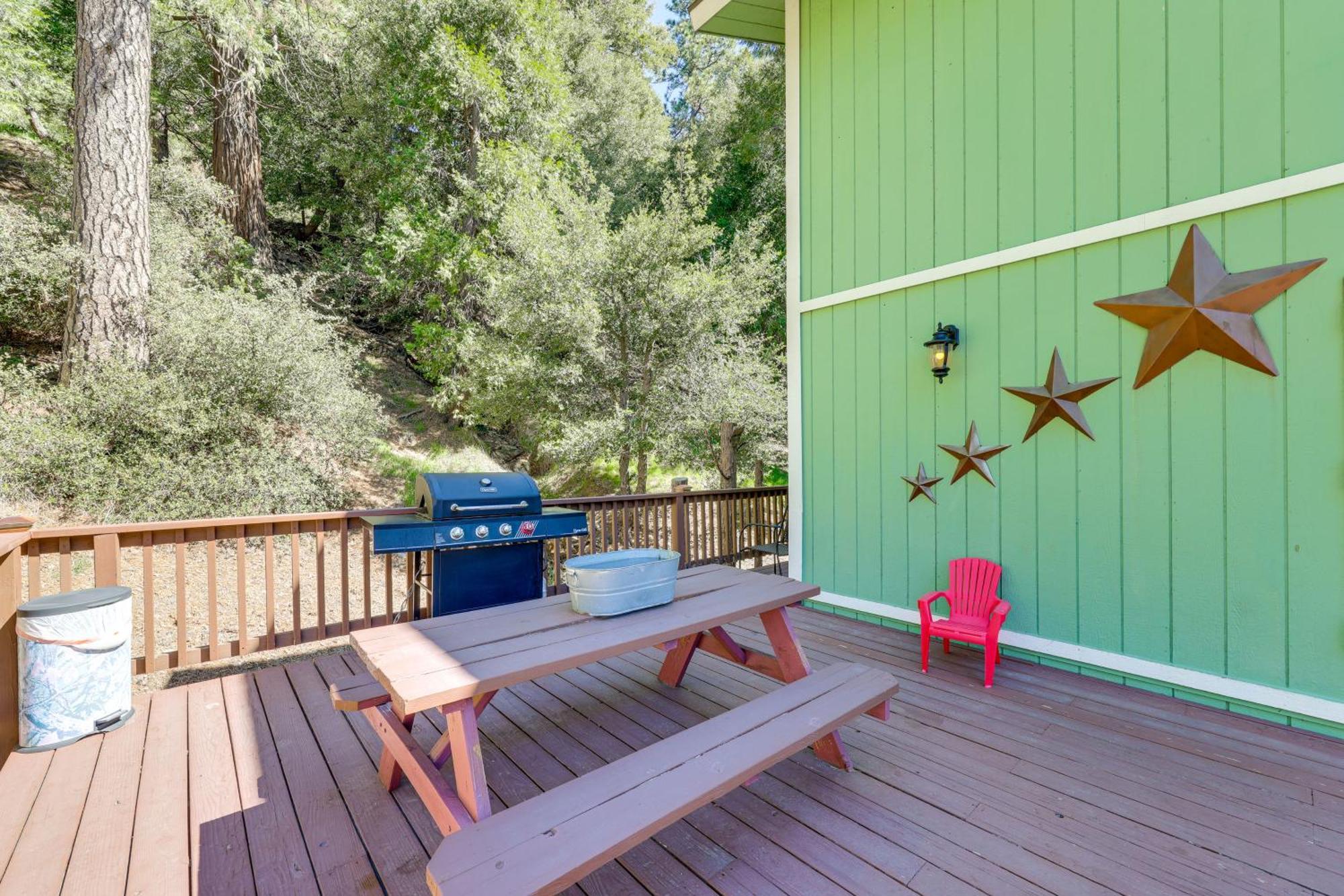 Remodeled Crestline Retreat Walk To Lake Gregory! Eksteriør bilde